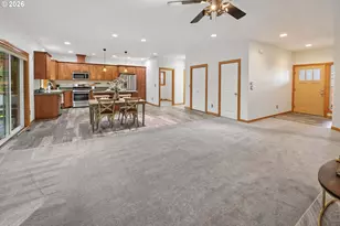 1176 Nautical Dr, Warrenton, OR 97121 - Photo 5