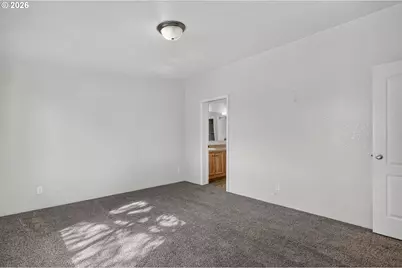 402 Jefferson St, Moro, OR 97039 - Photo 23