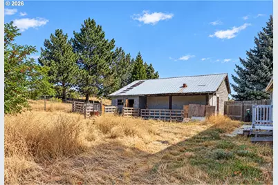 402 Jefferson St, Moro, OR 97039 - Photo 35