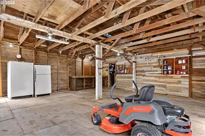 402 Jefferson St, Moro, OR 97039 - Photo 33