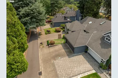 7666 SW Afton Ln, Portland, OR 97224 - Photo 33
