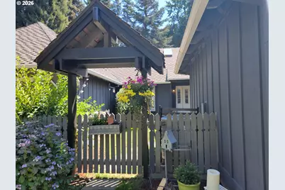 7666 SW Afton Ln, Portland, OR 97224 - Photo 3