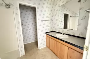 1805 NE 94th St, Vancouver, WA 98660 - Photo 13