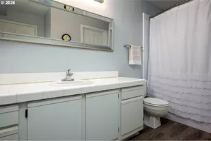 4000 Carman Dr, Lake Oswego, OR 97035 - Photo 21