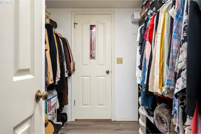 4000 Carman Dr #E-68, Lake Oswego, OR 97035 - Photo 19