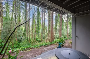 4000 Carman Dr, Lake Oswego, OR 97035 - Photo 21