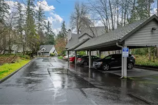 4000 Carman Dr, Lake Oswego, OR 97035 - Photo 29