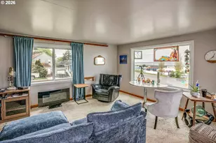 496 Hamburg Ave, Astoria, OR 97103 - Photo 25