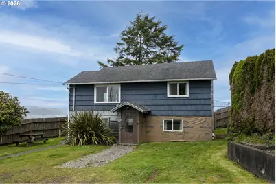 496 Hamburg Ave, Astoria, OR 97103 - Photo 1