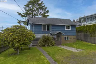 496 Hamburg Ave, Astoria, OR 97103 - Photo 5