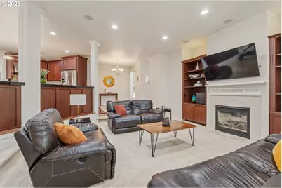 3109 SW Collins Ct, Portland, OR 97219 - Photo 7