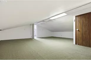 1030 1st Pl, Springfield, OR 97477 - Photo 33