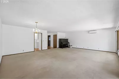 1030 1st Pl, Springfield, OR 97477 - Photo 11