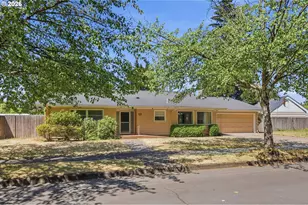 1030 1st Pl, Springfield, OR 97477 - Photo 3