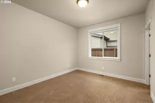 3882 SE Pipers Dr, Hillsboro, OR 97123 - Photo 25