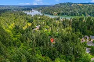 15451 Village Dr, Lake Oswego, OR 97034 - Photo 43