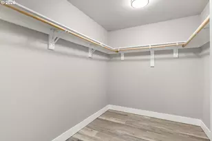 863 NE 4th Ave, Hillsboro, OR 97124 - Photo 27