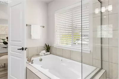 863 NE 4th Ave, Hillsboro, OR 97124 - Photo 25