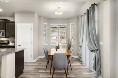 863 NE 4th Ave, Hillsboro, OR 97124 - Photo 11