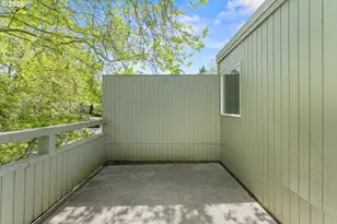 1865 NW Rolling Hill Dr, Beaverton, OR 97006 - Photo 15