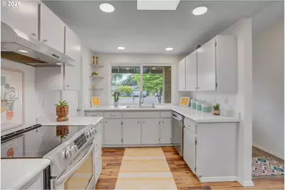 16170 SW Vincent St, Beaverton, OR 97078 - Photo 17