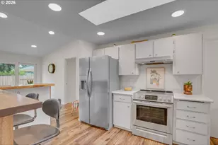 16170 SW Vincent St, Beaverton, OR 97078 - Photo 15