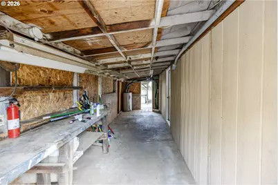 82756 Howe Ln, Creswell, OR 97426 - Photo 31
