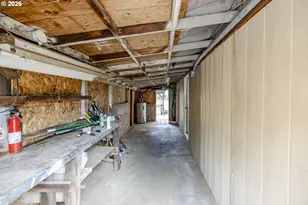 82756 Howe Ln, Creswell, OR 97426 - Photo 31