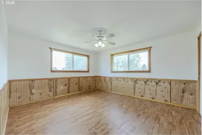 82756 Howe Ln, Creswell, OR 97426 - Photo 19