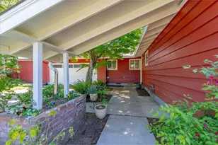 1490 Acacia Ave, Eugene, OR 97408 - Photo 37