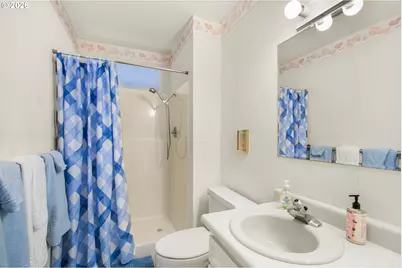 3250 NW Oceanview Dr #7, Newport, OR 97365 - Photo 29