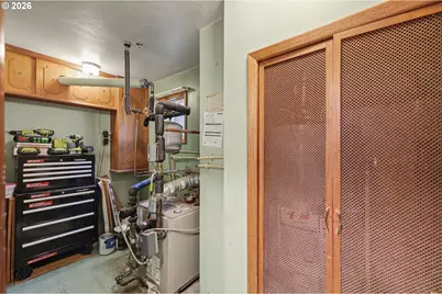 30577 Diamond Hill Dr, Harrisburg, OR 97446 - Photo 21