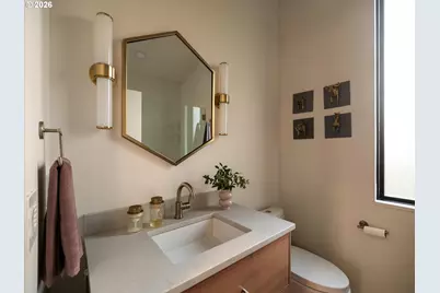 942 S Palatine Hill Rd, Portland, OR 97219 - Photo 45
