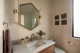 942 S Palatine Hill Rd, Portland, OR 97219 - Photo 45