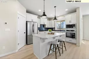 8916 S 1st St, Ridgefield, WA 98642 - Photo 5