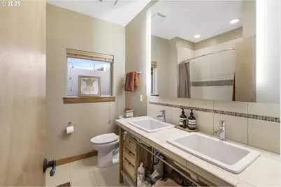 5115 S Corbett Ave #H, Portland, OR 97239 - Photo 23