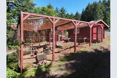 17769 Rainbow Rock Rd, Brookings, OR 97415 - Photo 7