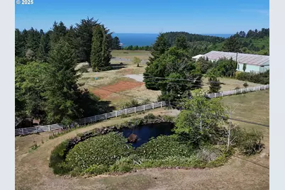 17769 Rainbow Rock Rd, Brookings, OR 97415 - Photo 9