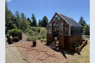 17769 Rainbow Rock Rd, Brookings, OR 97415 - Photo 47
