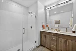 7216 NE Going St, Portland, OR 97218 - Photo 27