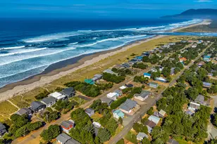 26035 Beach Dr, Rockaway Beach, OR 97136 - Photo 45
