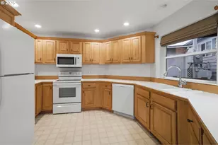 250 SE Coast Guard Dr, Depoe Bay, OR 97341 - Photo 13