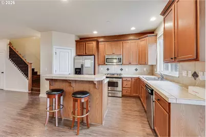 9923 SE Old Town Ct, Happy Valley, OR 97086 - Photo 5
