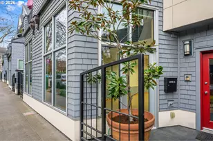 2419 NW Thurman St, Portland, OR 97210 - Photo 3