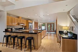 2419 NW Thurman St, Portland, OR 97210 - Photo 15