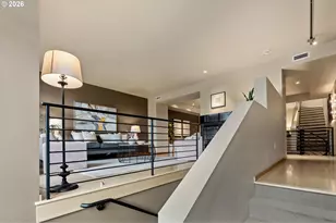 2419 NW Thurman St, Portland, OR 97210 - Photo 5