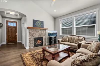 4124 SW Coyote Ave, Redmond, OR 97756 - Photo 5