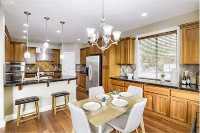 8689 SW 71st Ter, Portland, OR 97223 - Photo 17