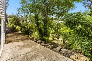8689 SW 71St Terrace, Portland, OR 97223 - Photo 41