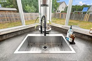 411 S Maple Ave, Yacolt, WA 98675 - Photo 11